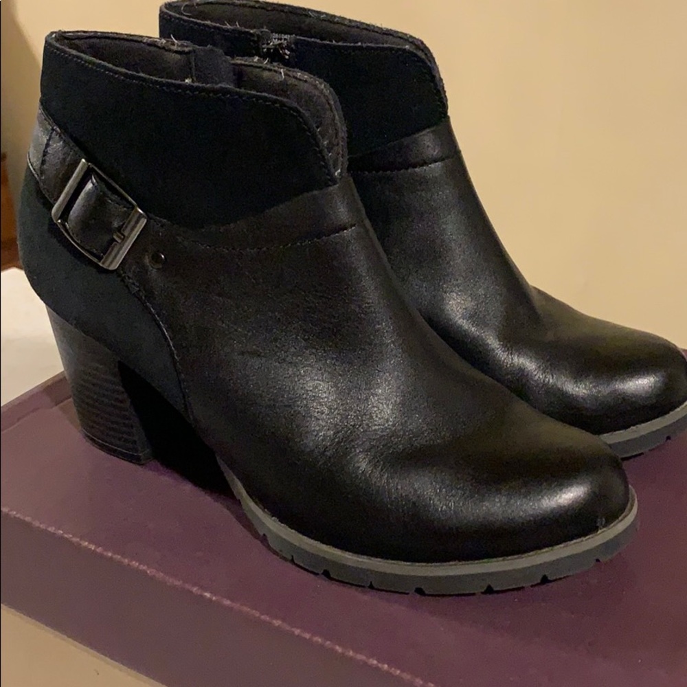 Clark’s Black Ankle Booties